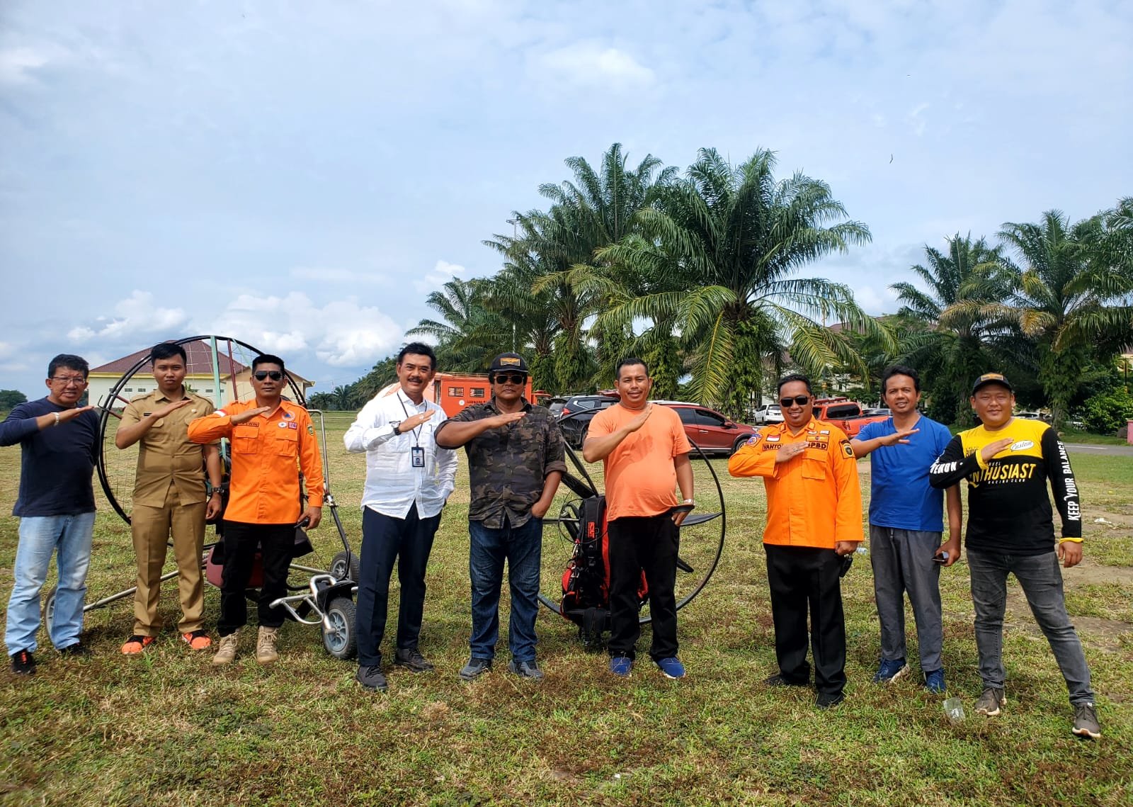 BPBD Sumsel dan Pecinta Paramotor Latihan Bersama Untuk Menjangkau Pelosok Daerah Yang Terdampak Bencana BPBD Sumsel dan Pecinta Paramotor Latihan Bersama Untuk Menjangkau Pelosok Daerah Yang Terdampak Bencana