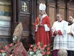 Darah Santo Januarius Mencair di Naples untuk Ketiga Kalinya pada Tahun 2022