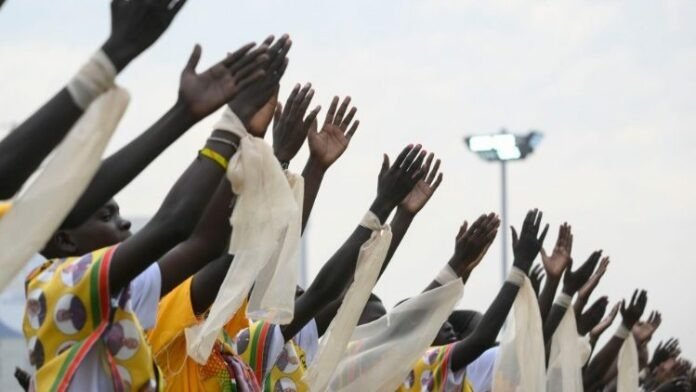 Kehadiran Paus di Sudan Selatan Menandai Momen Unik pada Waktunya; Pakar Sudan Selatan Miklos Gosztonyi Menyoroti Beberapa Aspek Terpenting dari Kunjungan Bersejarah Tersebut Kehadiran Paus di Sudan Selatan Menandai Momen Unik pada Waktunya; Pakar Sudan Selatan Miklos Gosztonyi Menyoroti Beberapa Aspek Terpenting dari Kunjungan Bersejarah Tersebut