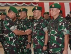 Pangdam XIII/Merdeka Sertijab Sembilan Pejabat Utama Kodam