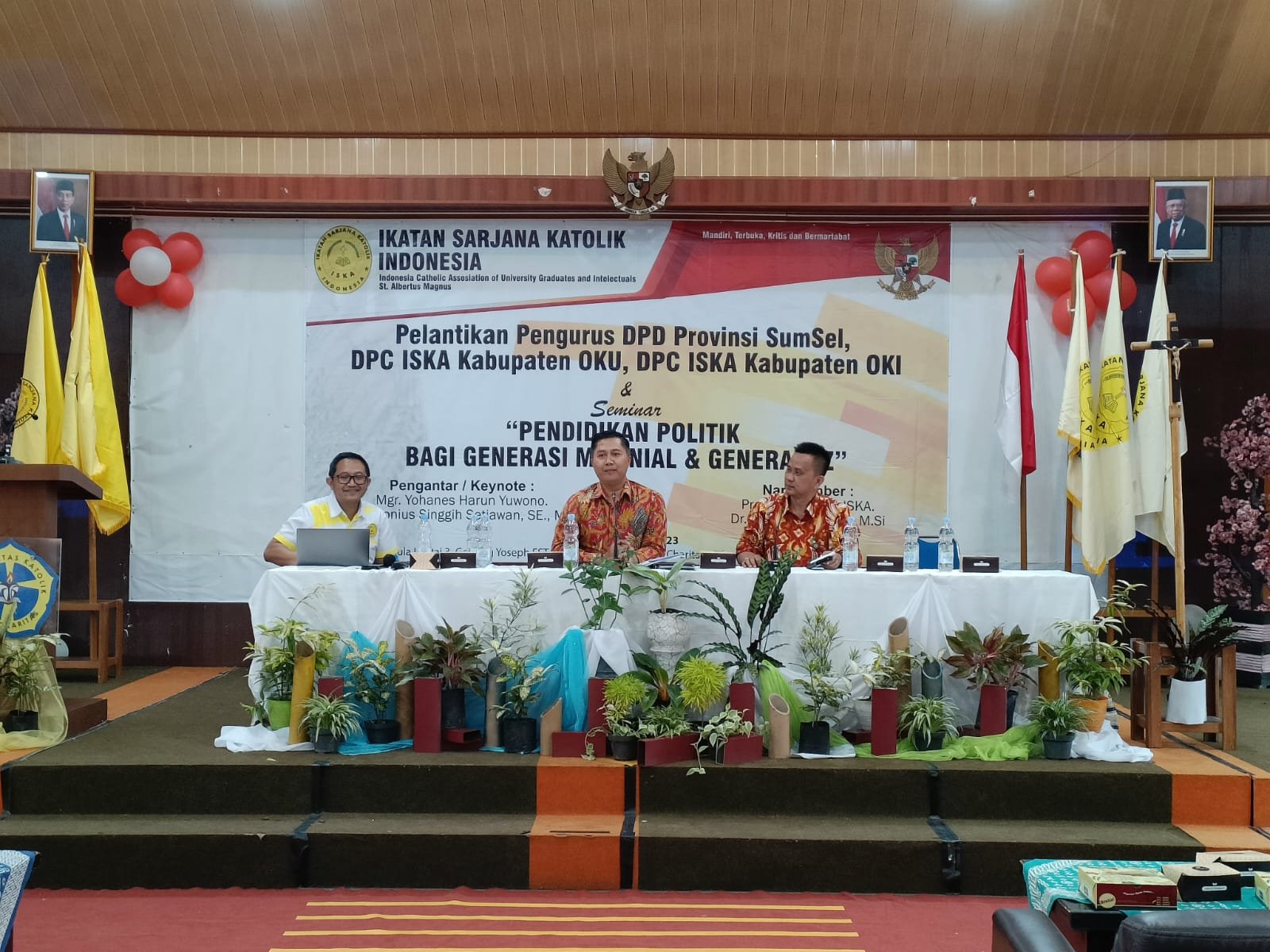 Seminar Pendidikan Politik Bagi Generasi Milenial dan Generasi Z