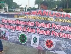 Relawan Pemenangan Jokowi Demo Istana Negara Tuntut Dirut Utama PT Pertamina dan Menteri BUMN Diganti
