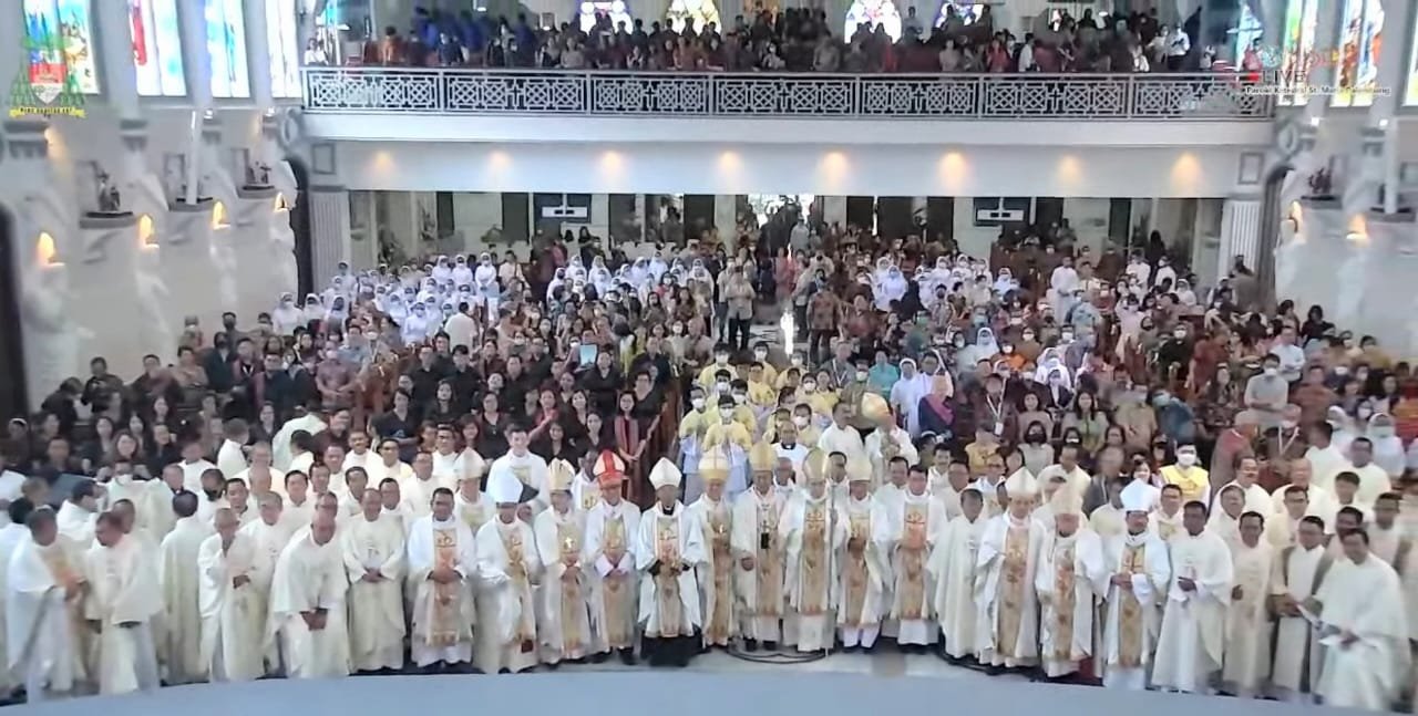 Mgr Piero Piopo Dubes Vatikan Resmikan Katedral Santa Maria Palembang Mgr Piero Piopo Dubes Vatikan Resmikan Katedral Santa Maria Palembang