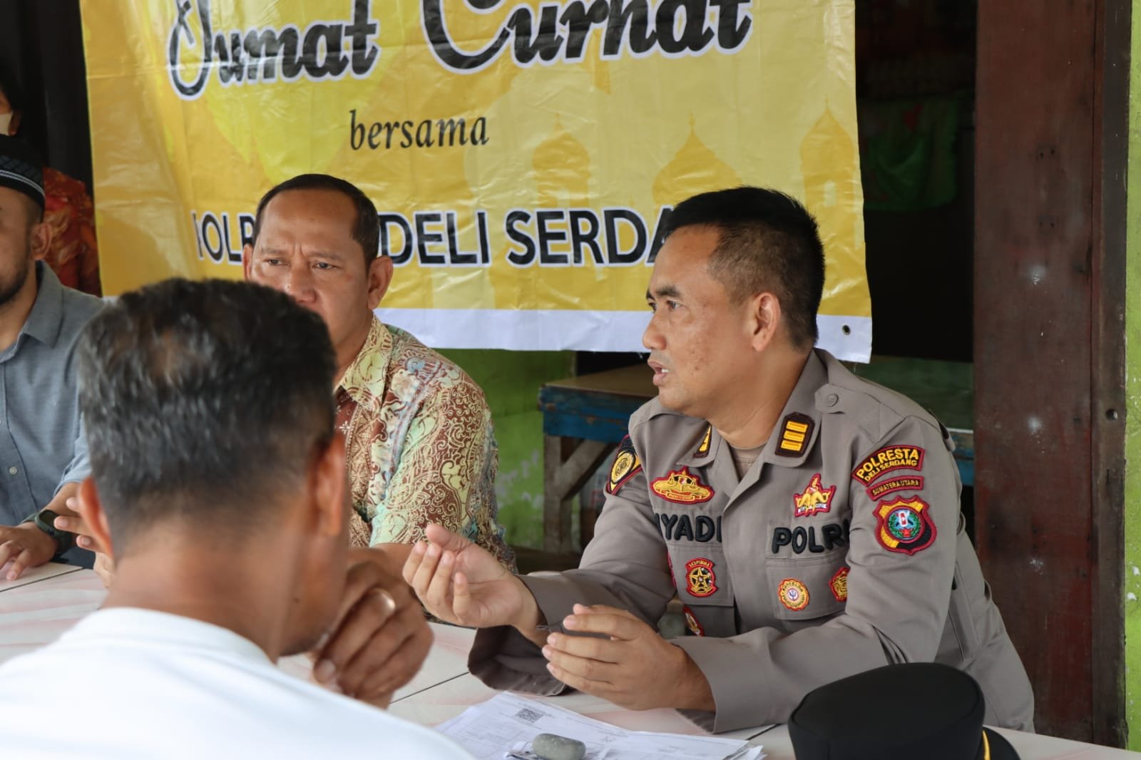 Dengar keluh Kesah Masyarakat, Polresta Deli Serdang Giat Jum'at Curhat