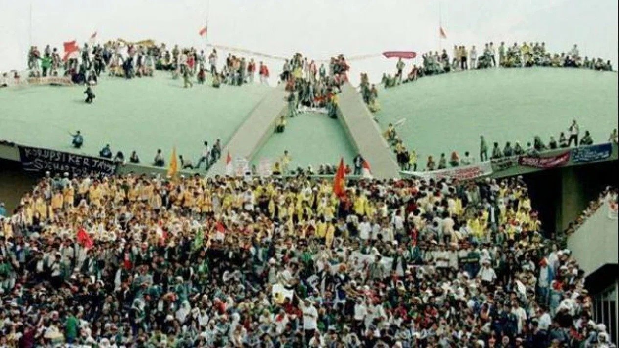 25 Tahun Reformasi, Pena 98 Gelar Pameran Foto Kediktatoran Soeharto 25 Tahun Reformasi, Pena 98 Gelar Pameran Foto Kediktatoran Soeharto