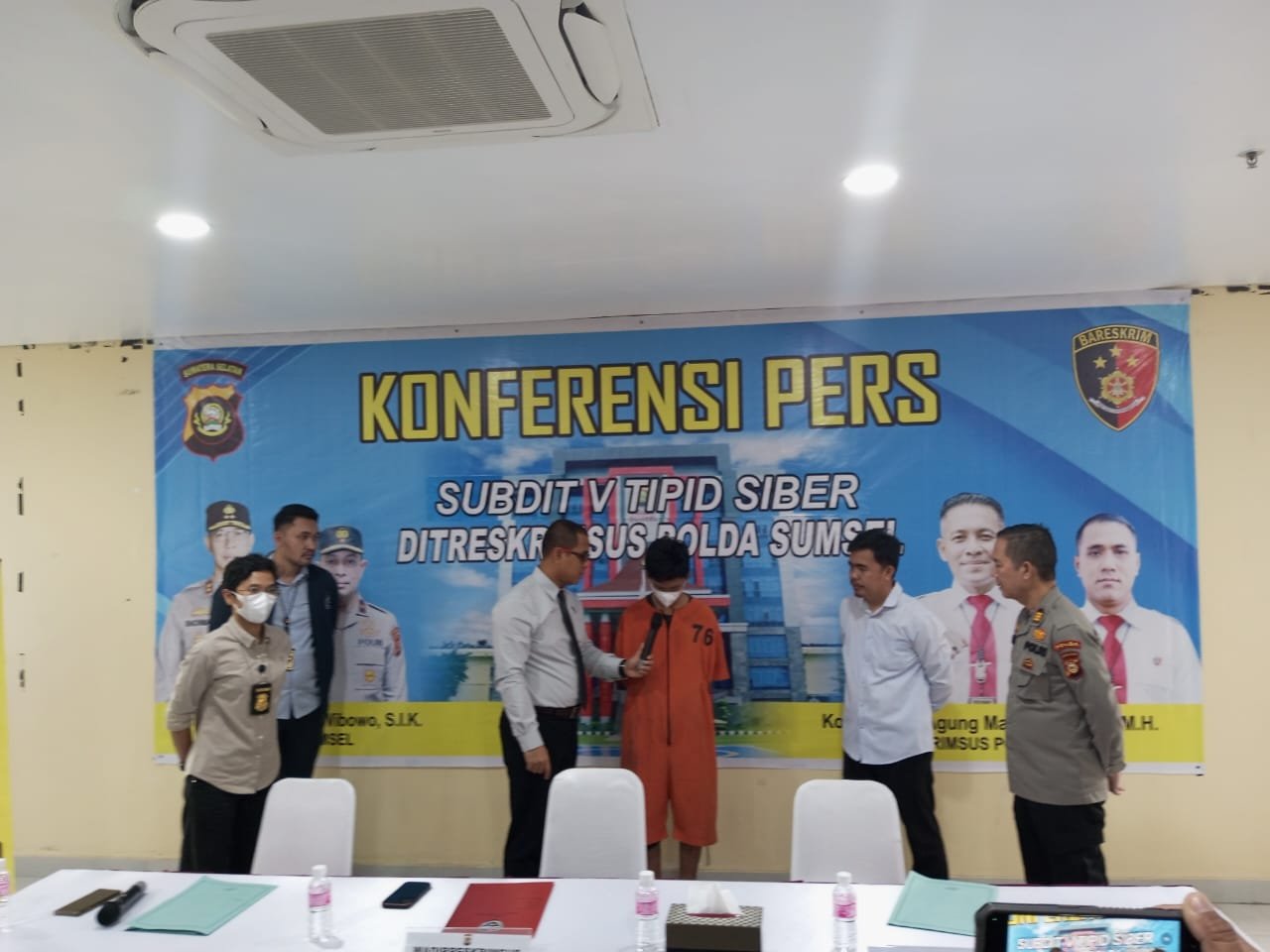 Subdit V Tipid Siber Polda Sumsel Amankan Tersangka ATM Subdit V Tipid Siber Polda Sumsel Amankan Tersangka ATM