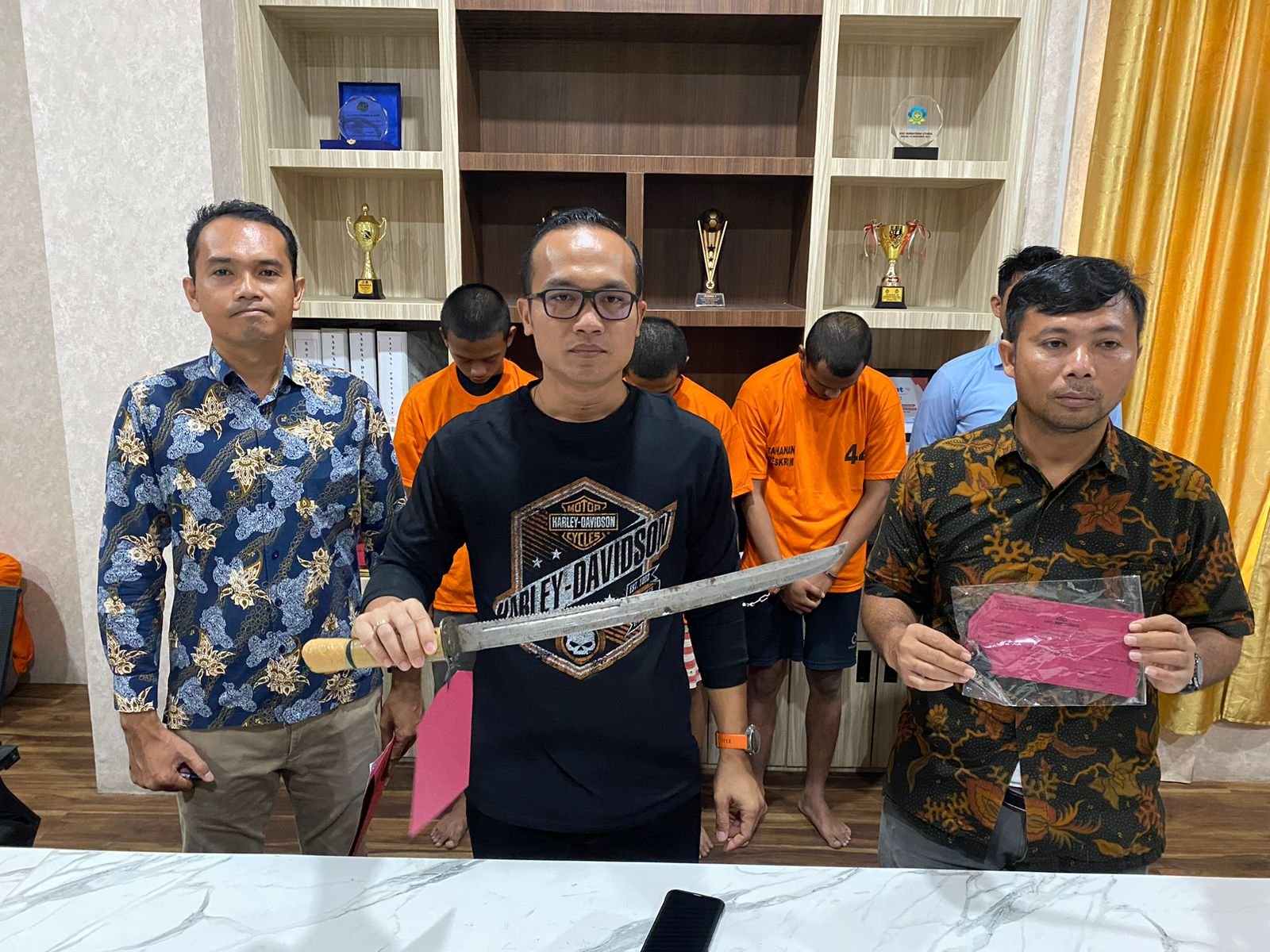 Sat Reskrim Polresta Deli Amankan Pelaku Pencurian Dengan Kekerasan