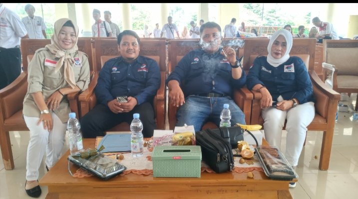 Penggandaan Surat Keputusan ( SK ) IWO - I ( Ikatan Wartawan Online Indonesia ) Muratara.