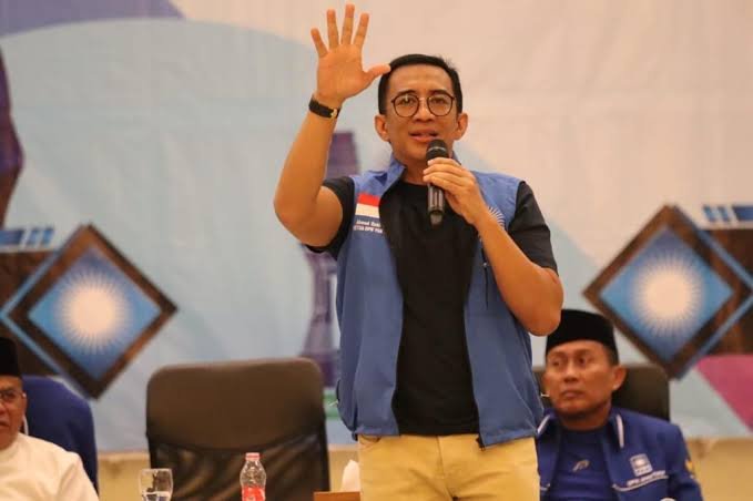Ahmad Rizki Sadig Ketua DPW PAN Jawa Timur Dorong Digitalisasi UMKM  untuk Bergerak Maju