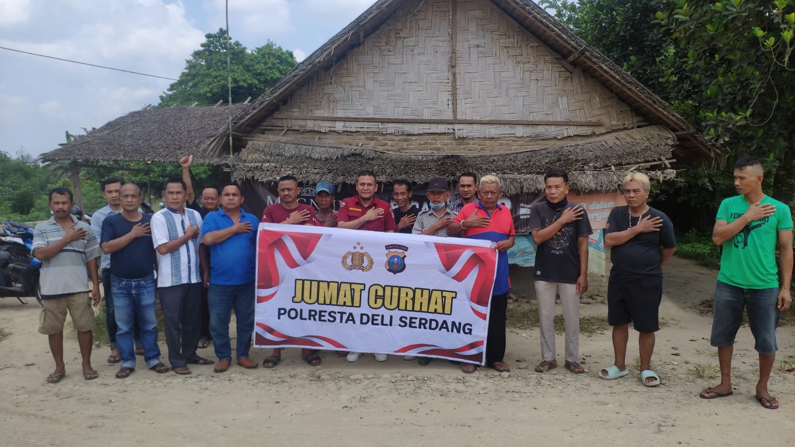 Polresta Deli Serdang Giat Jum'at Curhat Polresta Deli Serdang Giat Jum'at Curhat