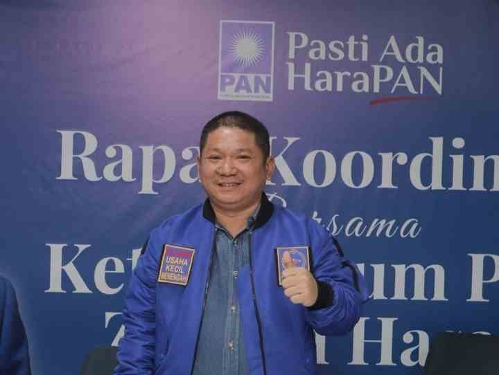 Syafrudin Budiman Politisi Muda PAN Tawarkan Ketum Partai Demokrat AHY Bergabung di Mitra Koalisi Indonesia Maju Syafrudin Budiman Politisi Muda PAN Tawarkan Ketum Partai Demokrat AHY Bergabung di Mitra Koalisi Indonesia Maju