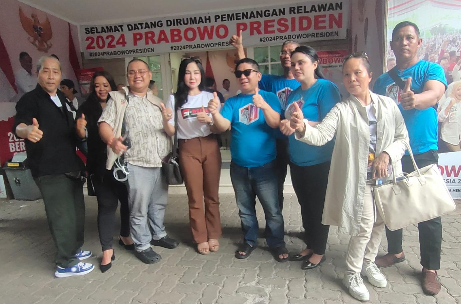Barisan Pembaharuan 08 Meriahkan Pengundian Nomor 2 Prabowo - Gibran di KPU RI