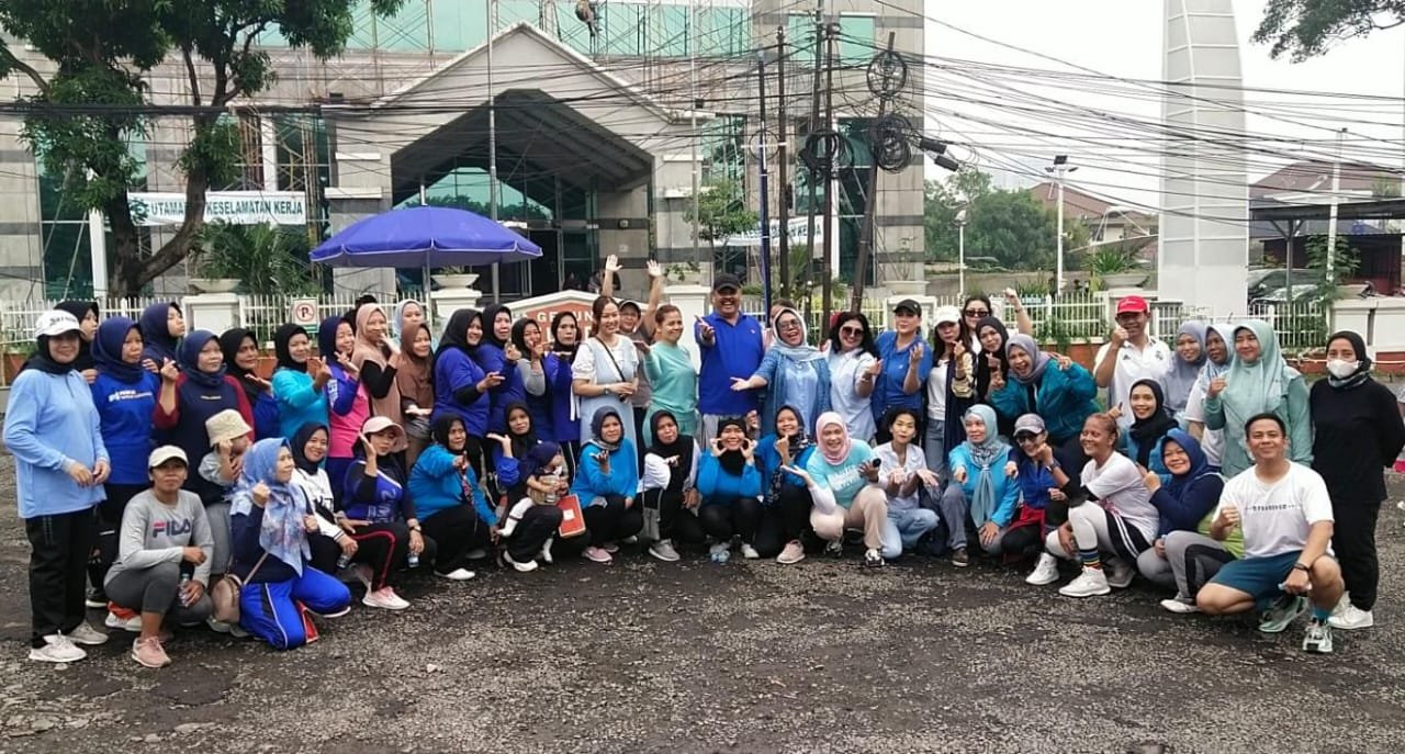 Relawan Prabowo - Gibran Gelar Sabtu Biru Langit Ceria di Ratu Prabu1 Jakarta Selatan Relawan Prabowo - Gibran Gelar Sabtu Biru Langit Ceria di Ratu Prabu1 Jakarta Selatan
