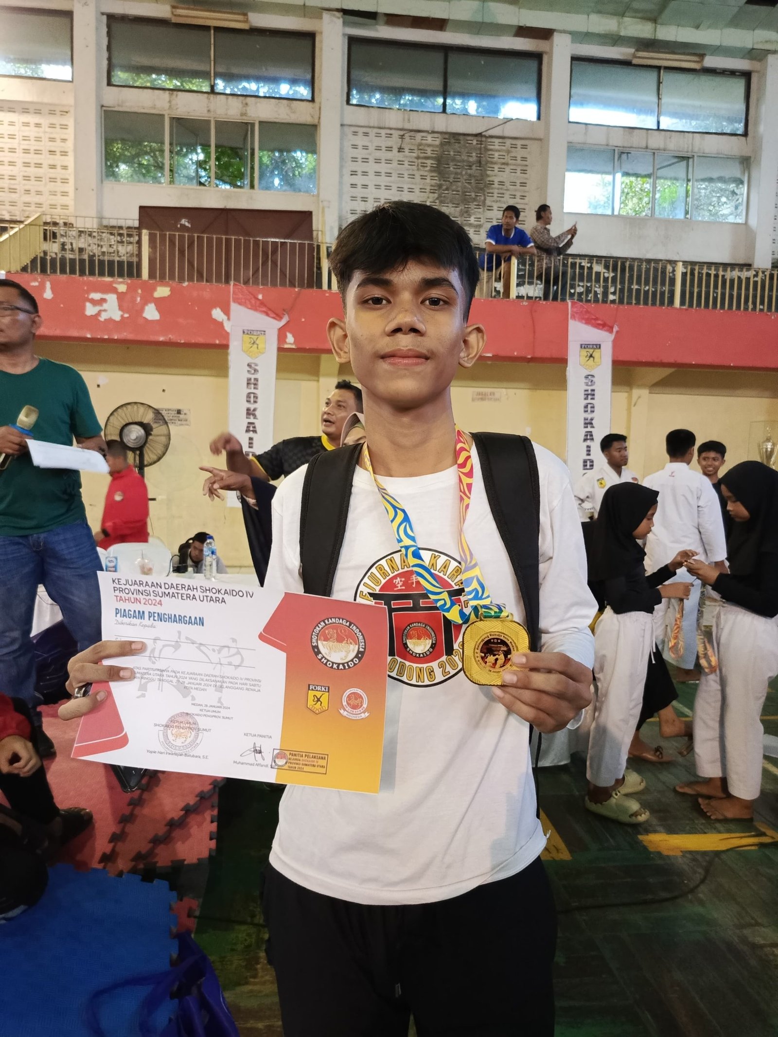 Siswa SMA Neg 1 Lubuk Pakam Rouin Romito Lumban Gaol Raih Juara 1 Kejurda Karate Shokaido Ke - IV Siswa SMA Neg 1 Lubuk Pakam Rouin Romito Lumban Gaol Raih Juara 1 Kejurda Karate Shokaido Ke - IV