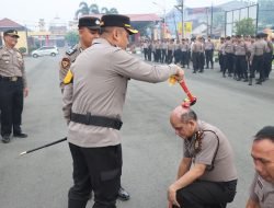 Kapolresta Deli Serdang Pimpin Upacara Kenaikan Pangkat Pengabdian