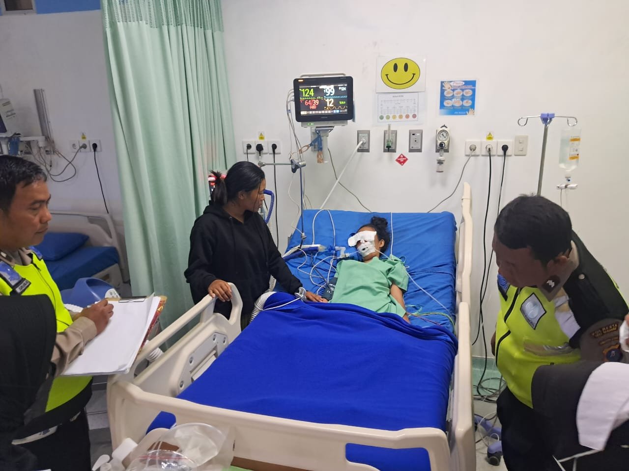 Ditabrak Sepedamotor, 4 Hari Dirawat, Bocah 10 Tahun Meninggal Dunia Ditabrak Sepedamotor, 4 Hari Dirawat, Bocah 10 Tahun Meninggal Dunia