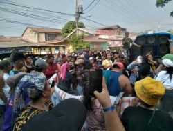Masyarakat Pancur Batu Bersatu UNRAS Di PN Lubuk Pakam
