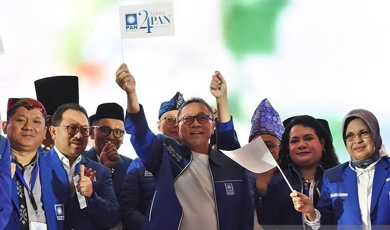 DPW PAN Jateng Minta Zulkifli Hasan Kembali Jadi Ketua Umum PAN DPW PAN Jateng Minta Zulkifli Hasan Kembali Jadi Ketua Umum PAN