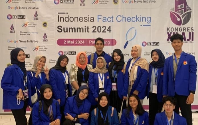 Mahasiswa Ilmu Komunikasi Universitas Bina Darma hadir dalam kegiatan Indonesia Fact Checking Summit (IFCS)