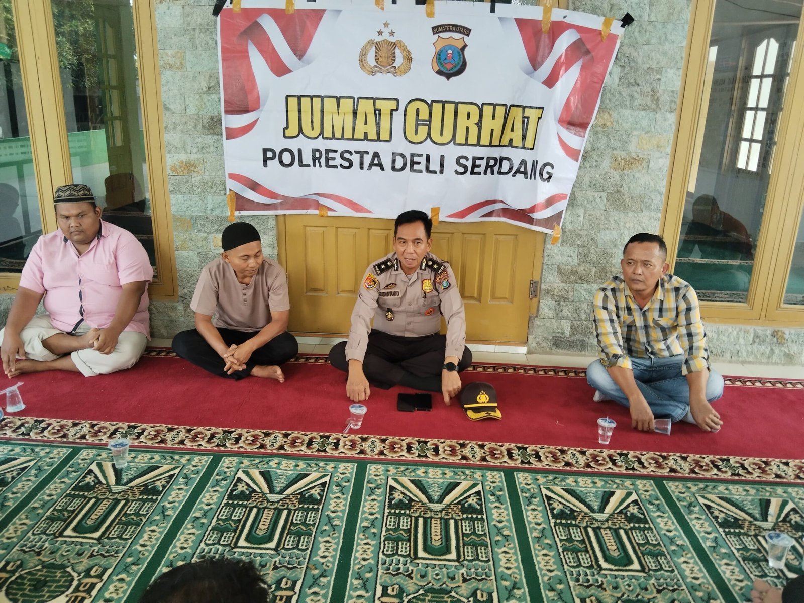 Polresta Deli Serdang Giat Jum'at Curhat Dengarkan Keluhan Masyarakat