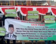 Aksi Save PBNU Ajukan Nama Bahlil dan Nusron Gantikan Ketum NU Depan Kantor PBNU