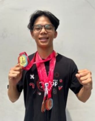 Harry Sultan Mahasiswa MDP Sabet Medali Emas di Kejuaraan Mahasiswa Nasional 2024 Harry Sultan Mahasiswa MDP Sabet Medali Emas di Kejuaraan Mahasiswa Nasional 2024