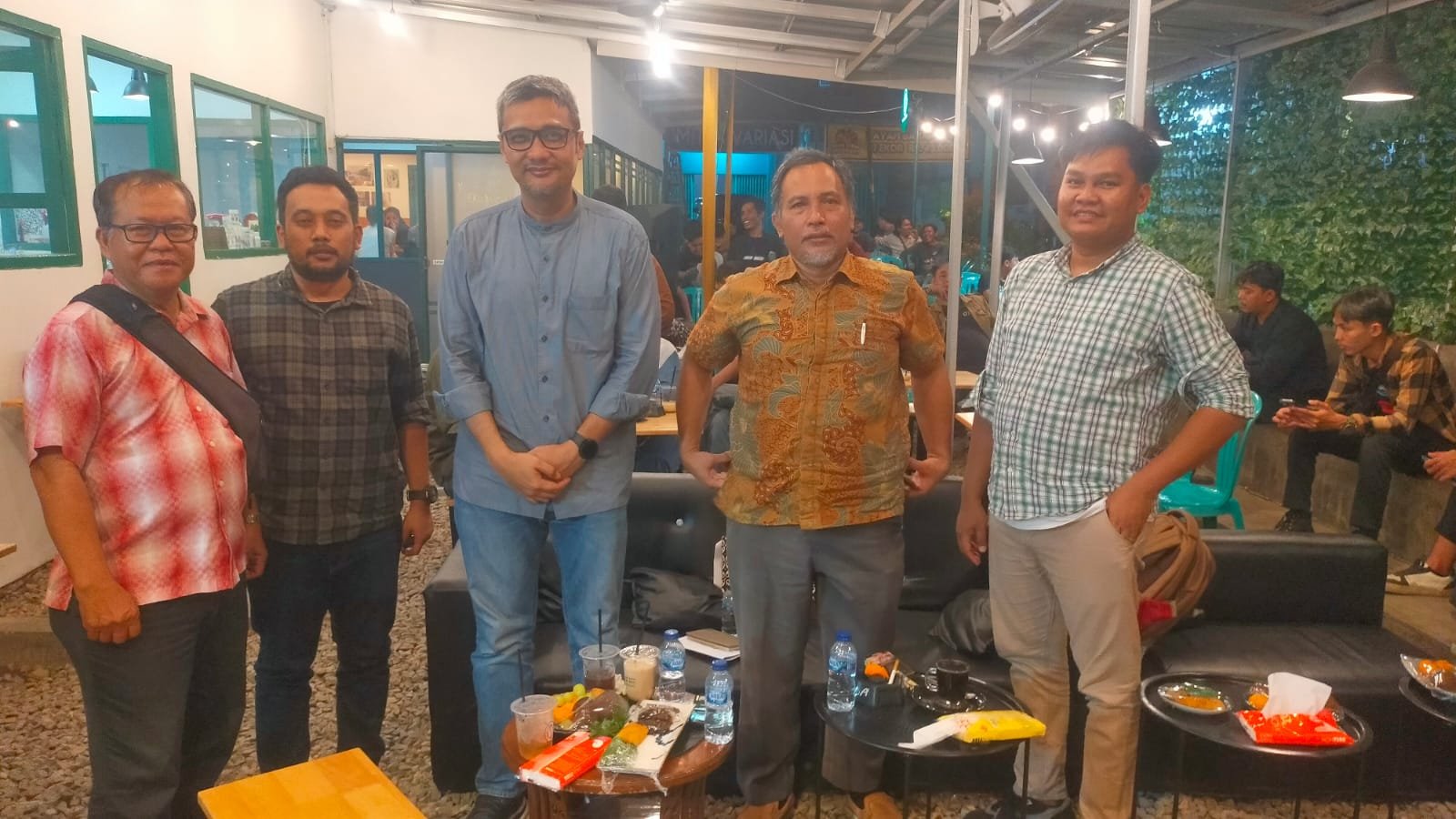 Relung Forum Gelar Diskusi, Dalami Komitmen Cakada Sumsel Realisasikan Transisi Energi Relung Forum Gelar Diskusi, Dalami Komitmen Cakada Sumsel Realisasikan Transisi Energi