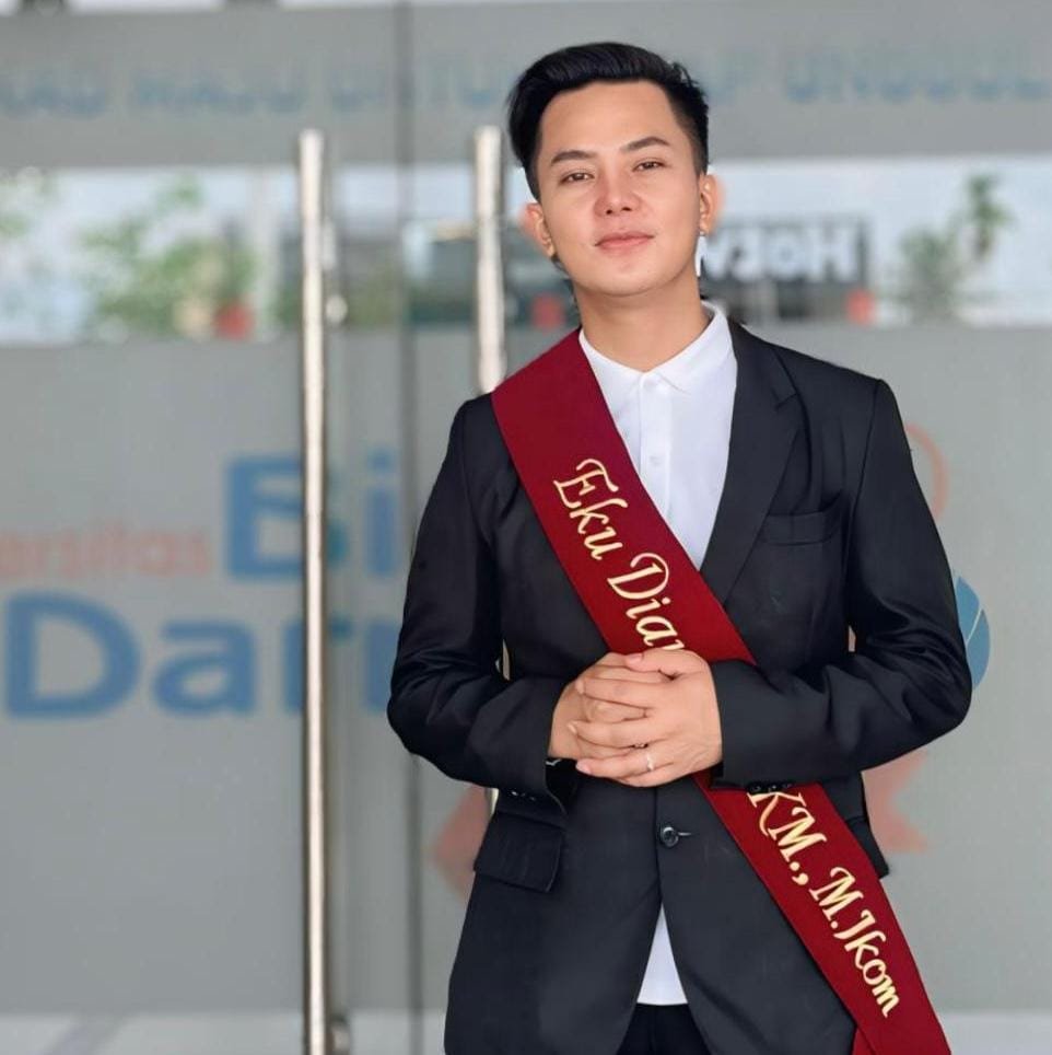 Kuliah di Bina Darma Palembang Selebgram Eku Petir Tetap Nomor Satukan Pendidikan
