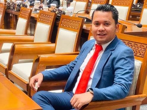 Anggota Komisi I Slamet Ariyadi: Lemhanas Perlu Merevitalisasi dan Mengaktualisasi Pembelajaran dan Pemahaman Ideologi Pancasila. Anggota Komisi I Slamet Ariyadi: Lemhanas Perlu Merevitalisasi dan Mengaktualisasi Pembelajaran dan Pemahaman Ideologi Pancasila.