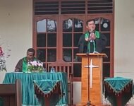 Pendeta Jontra Purba Sampaikan Kotbah Tentang Mengasihi Musuh di GKPI Jemaat Khusus Immanuel Pematangsiantar
