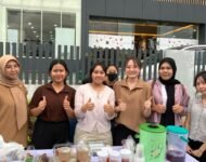 Asah Kemampuan Berwirausaha Mahasiswa MDP  Ikut Meramaikan Pasar Takjil Ramadan