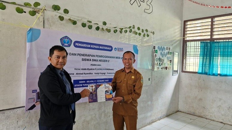 STIKOM Tunas Bangsa Pematangsiantar Menyelenggarakan Pelatihan Pemrograman Web di SMA Negeri 2 Pematangsiantar
