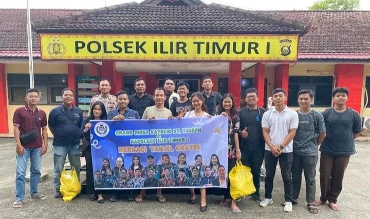 Paroki Santo Yoseph Palembang Mengadakan Kegiatan Aksi Sosial Berbagi Takjil Buka Puasa Paroki Santo Yoseph Palembang Mengadakan Kegiatan Aksi Sosial Berbagi Takjil Buka Puasa