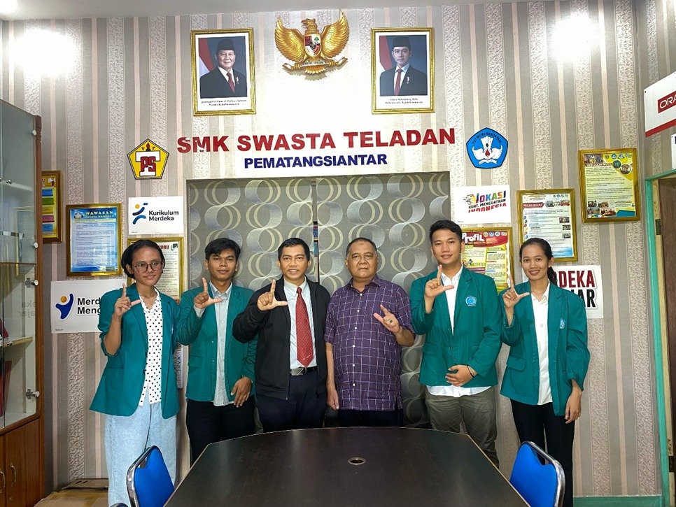 Bersama STIKOM Tunas Bangsa, SMK Swasta Teladan Pematangsiantar Buka Peluang Anak Muda Kuasai Desain Bisnis Digital