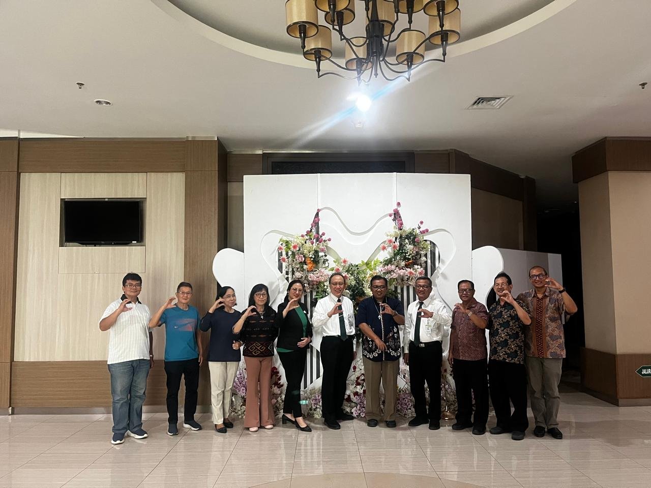 Charitas Group Bersinergi Dengan Paroki Santo Yoseph Palembang Dalam Mewujudkan Masyarakat Sehat Charitas Group Bersinergi Dengan Paroki Santo Yoseph Palembang Dalam Mewujudkan Masyarakat Sehat