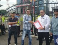 Pose RI Dan Serikat Masyarakat Sumsel Media Fhatner Desak Kapolda Sumsel Terkait Ilegal Refenery dan Ilegal Driling
