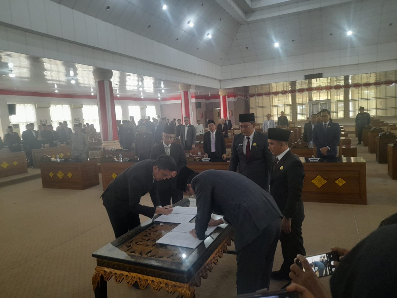 DPRD Kabupaten Ogan Ilir,Melaksanakan Rapat Pari Purna Ke-XlV Masa Sidang Ke-III Tahun 2025,