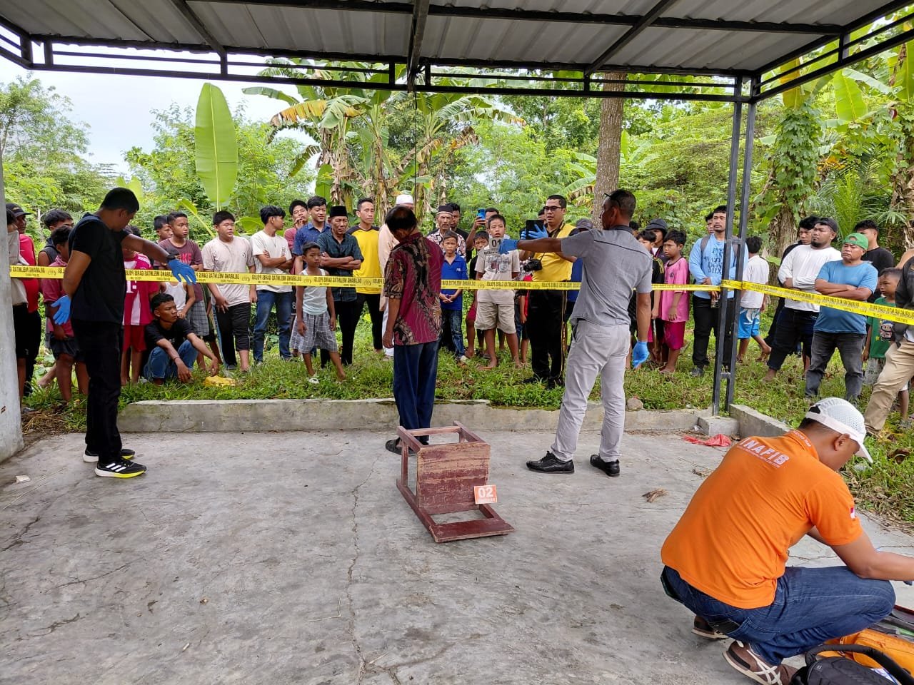 Pria Uzur Tewas Gantung Diri Pakai Tali Plastik