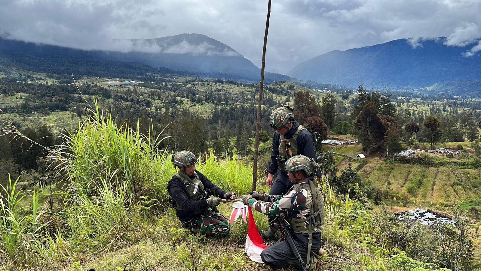 Merah Putih Kembali Berkibar di Langit Pinapa: Tanda Harapan Yang Tak Pernah Padam