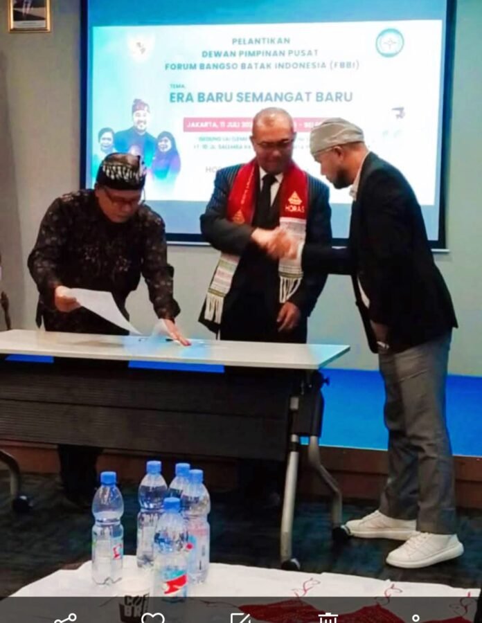 Ketua Umum dan Dewan Penasihat Ahli FBBI Beri Harapan untuk Pengurus Baru Ketua Umum dan Dewan Penasihat Ahli FBBI Beri Harapan untuk Pengurus Baru