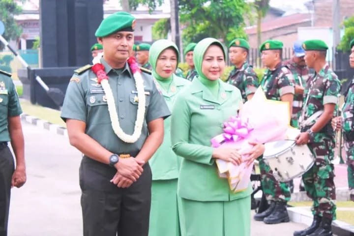 Kodim 0204/DS Gelar Tradisi Militer Penyambutan Calon Komandan Baru Kodim 0204/DS Gelar Tradisi Militer Penyambutan Calon Komandan Baru