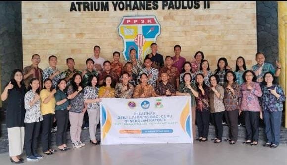 Dari Ruang Kelas ke Ruang Hati”: MPK Keuskupan Agung Palembang Gelar Pelatihan Deep Learning bagi Guru dan Kepala Sekolah