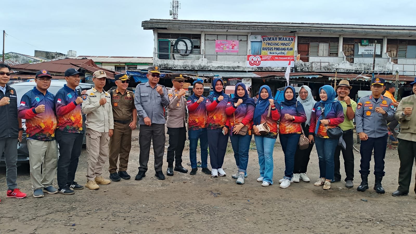 Wakil Bupati Ogan Ilir Meng Hadiri Lomba Perahu Bidar Di Tanjung Raja Merupahkan Tradisi Setiap Tahun Sebagai Pesta Rakyat Wakil Bupati Ogan Ilir Meng Hadiri Lomba Perahu Bidar Di Tanjung Raja Merupahkan Tradisi Setiap Tahun Sebagai Pesta Rakyat
