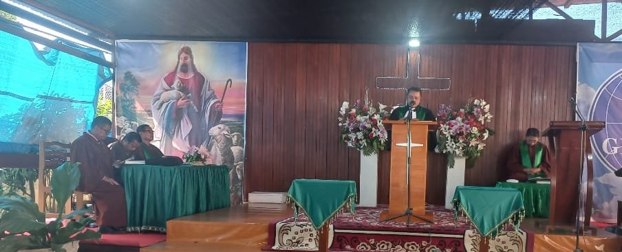 Jangan Keraskan Hatimu, Izinkan Yesus Membentuk Hidupmu Menjadi Bejana yang Indah Jangan Keraskan Hatimu, Izinkan Yesus Membentuk Hidupmu Menjadi Bejana yang Indah
