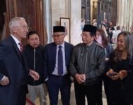 MENTERI NASARUDDIN UMAR ZIARAH KE  MAKAM PAUS FRANSISKUS