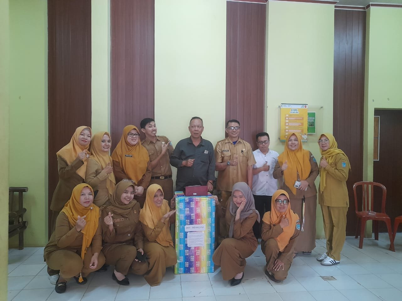 PELEPASAN PNS YANG MEMASUKI PURNA TUGAS