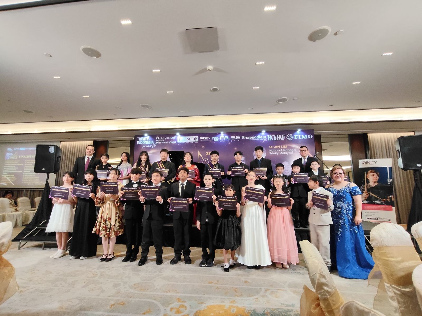 Granada Musica Studio Palembang Ukir Sejarah di Panggung Grand Prix Solo Singing Competition Surabaya serta High Score Achievements di National Concert Jakarta