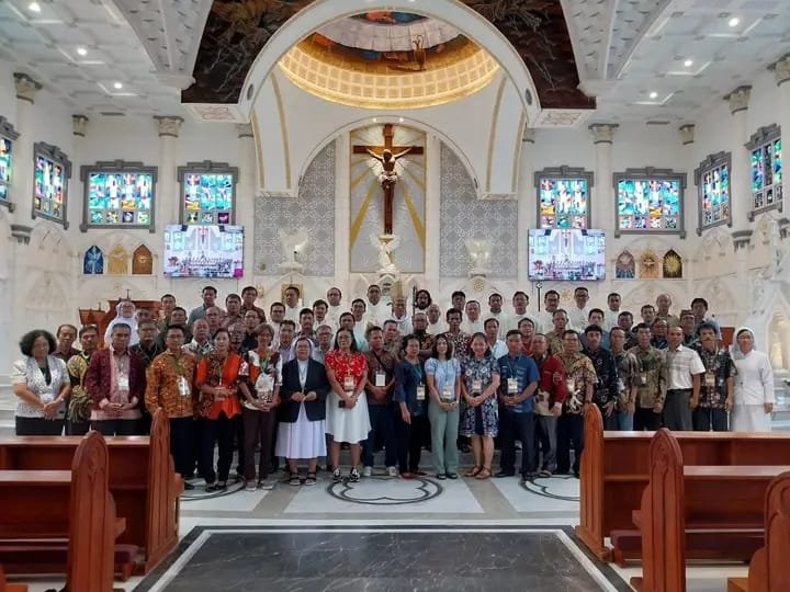 Keuskupan Agung Palembang Tutup Tahun KBG 2025: Refleksi "Gereja Sampan" dan Menyongsong Tahun Devosional 2026