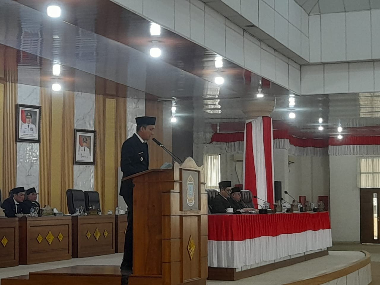 Bupati Ogan Ilir Agar Dapur MBG Wajib Belanja ke Kelompok Tani Atau Bundes Desa kerjasama Korporasi Desa Bupati Ogan Ilir Agar Dapur MBG Wajib Belanja ke Kelompok Tani Atau Bundes Desa kerjasama Korporasi Desa
