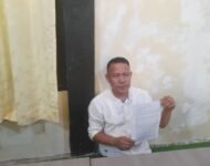 Kades di Ogan Ilir Saat Jumpa Pers Mengaku Jadi korban Terancam Kasus Perzinahan